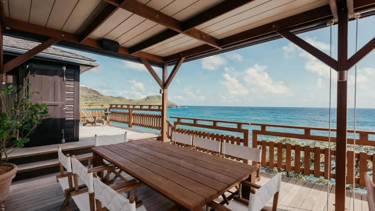 Unique Villa Offering Vast Spaces Toiny
