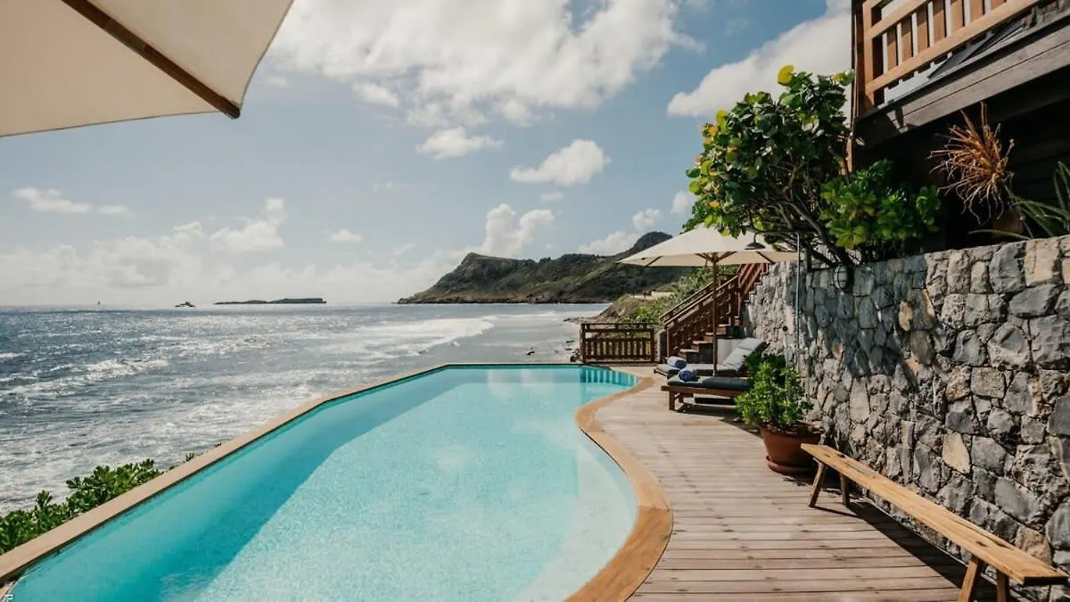 Unique Villa Offering Vast Spaces Toiny