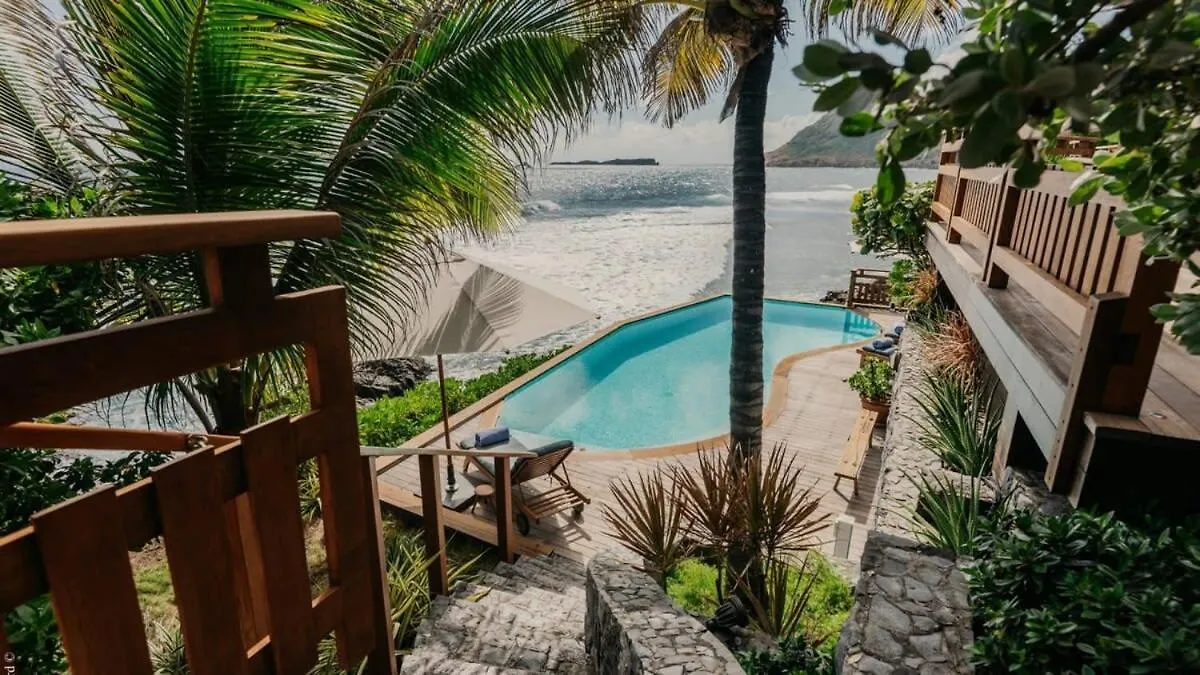 Unique Villa Offering Vast Spaces Toiny