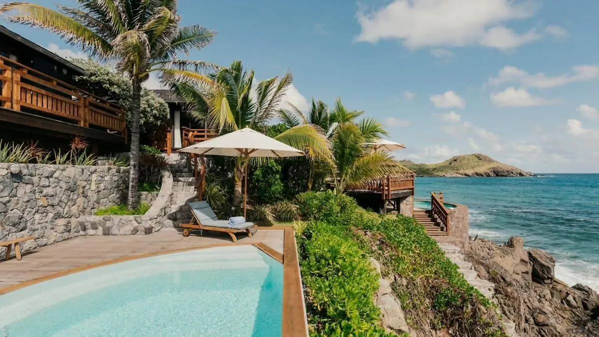 Unique Villa Offering Vast Spaces Toiny