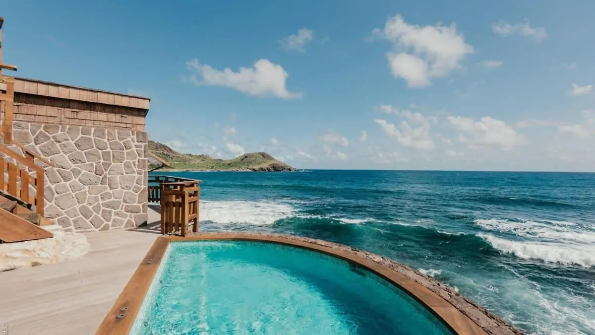 Unique Villa Offering Vast Spaces Toiny
