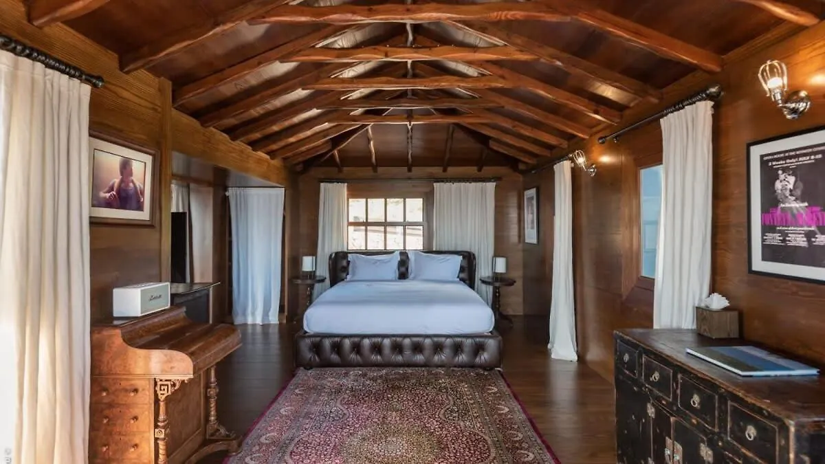 Unique Villa Offering Vast Spaces Toiny